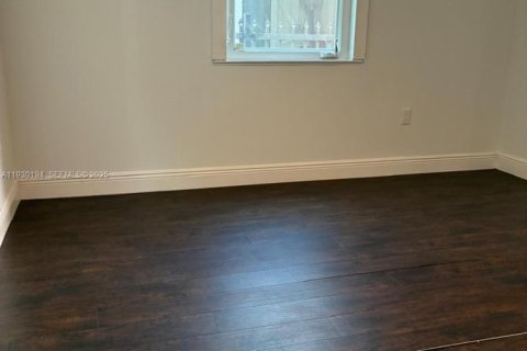 Villa ou maison à louer à Miami, Floride: 2 chambres, 102.66 m2 № 1989015 - photo 29