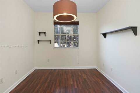 Купить таунхаус в Катлер-Бей, Флорида 3 спальни, 123.1м2, № 1997393 - фото 24