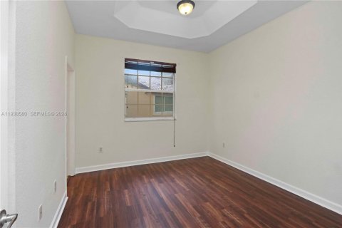 Купить таунхаус в Катлер-Бей, Флорида 3 спальни, 123.1м2, № 1997393 - фото 19