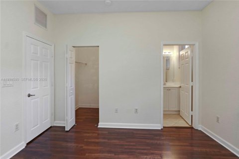 Купить таунхаус в Катлер-Бей, Флорида 3 спальни, 123.1м2, № 1997393 - фото 23