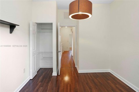 Купить таунхаус в Катлер-Бей, Флорида 3 спальни, 123.1м2, № 1997393 - фото 25