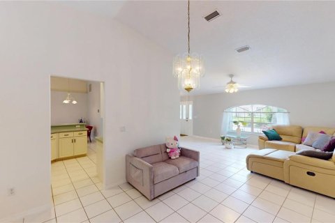 House in Palm Coast, Florida 3 bedrooms, 171.5 sq.m. № 1885158 - photo 18