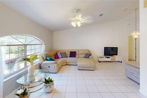 House in Palm Coast, Florida 3 bedrooms, 171.5 sq.m. № 1885158 - photo 14