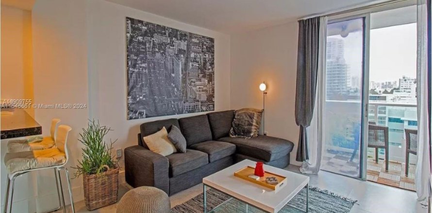 Condominio en Miami Beach, Florida, 1 dormitorio № 1859967