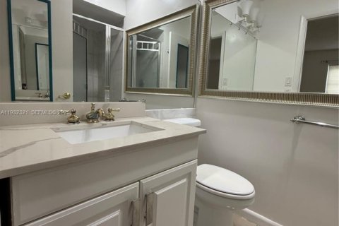 Condo in Davie, Florida, 2 bedrooms  № 1990835 - photo 8