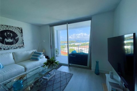 Condo in Miami Beach, Florida, 1 bedroom  № 2059958 - photo 9