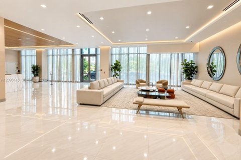 Copropriété à vendre à Hallandale Beach, Floride: 3 chambres, 164.81 m2 № 2377229 - photo 2