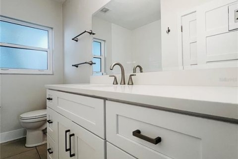 Condominio en venta en Clearwater, Florida, 1 dormitorio, 65.96 m2 № 2167668 - foto 15