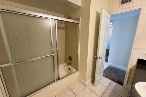 Condo in Orlando, Florida, 1 bedroom  № 1508318 - photo 18