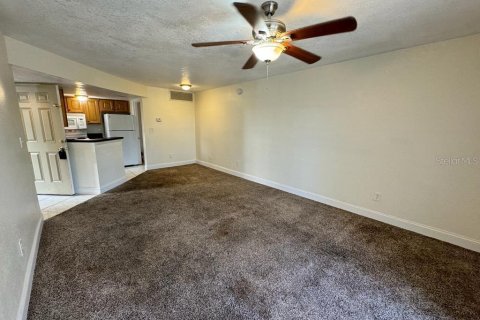 Condo in Orlando, Florida, 1 bedroom  № 1508318 - photo 9