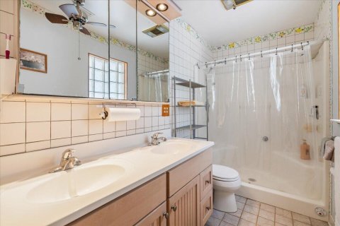 House in Vero Beach, Florida 3 bedrooms, 133.78 sq.m. № 2083414 - photo 21