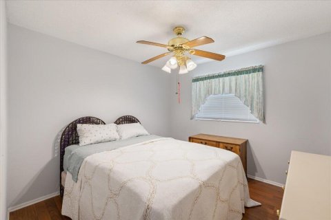 House in Vero Beach, Florida 3 bedrooms, 133.78 sq.m. № 2083414 - photo 15