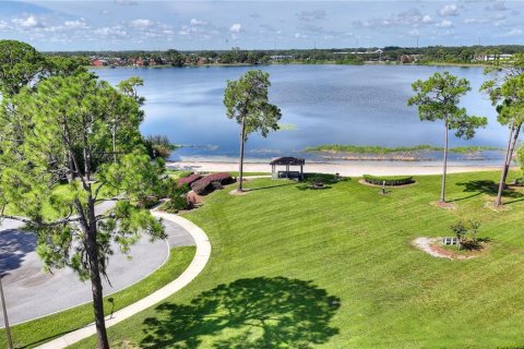 Condo in Orlando, Florida, 3 bedrooms  № 1918017 - photo 26