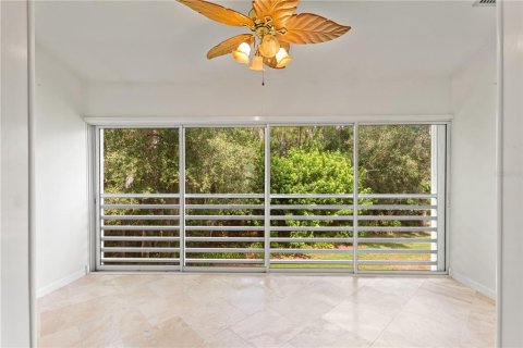 Condo in Orlando, Florida, 3 bedrooms  № 1918017 - photo 9