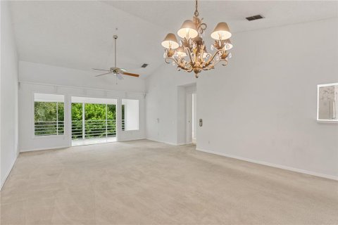 Condo in Orlando, Florida, 3 bedrooms  № 1918017 - photo 5