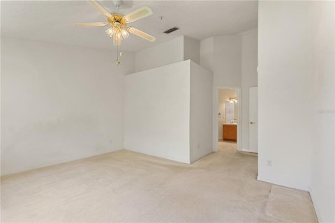 Condo in Orlando, Florida, 3 bedrooms  № 1918017 - photo 15