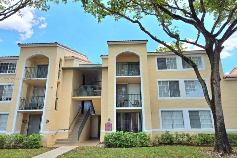 Condo in West Palm Beach, Florida, 2 bedrooms № 2075973