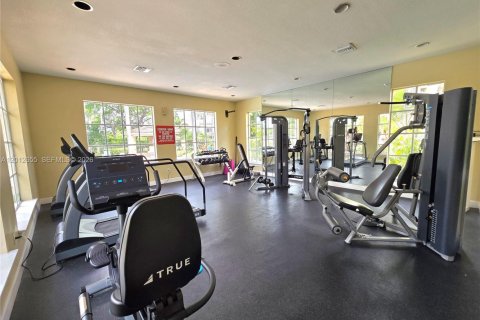 Condo in West Palm Beach, Florida, 2 bedrooms  № 2075973 - photo 15