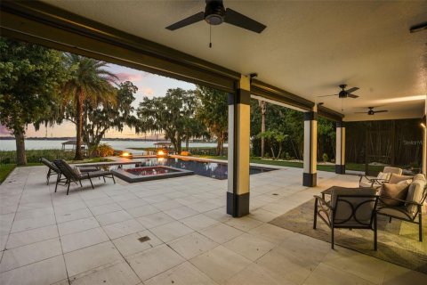 House in Winter Garden, Florida 5 bedrooms, 384.52 sq.m. № 2225498 - photo 27
