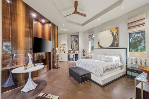 Casa en venta en Plantation, Florida, 4 dormitorios, 404.12 m2 № 1966906 - foto 28