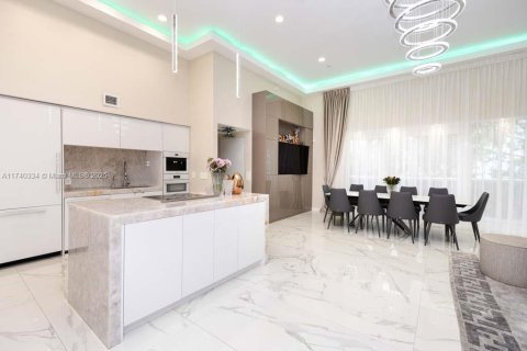 Купить кондоминиум в Халландейл-Бич, Флорида 2 спальни, 165.55м2, № 1985084 - фото 20