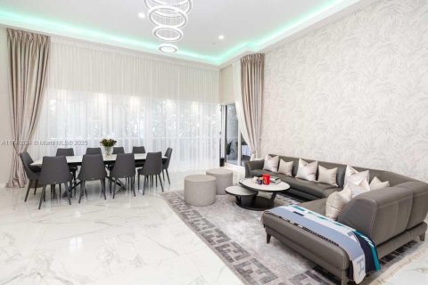 Купить кондоминиум в Халландейл-Бич, Флорида 2 спальни, 165.55м2, № 1985084 - фото 1