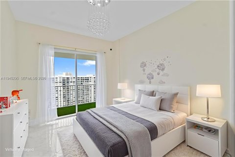 Copropriété à vendre à Aventura, Floride: 2 chambres, 113.34 m2 № 2003123 - photo 17