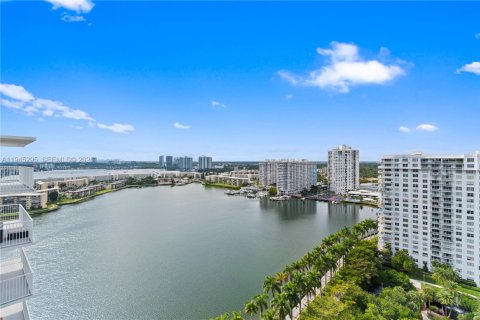 Кондоминиум с 2 спальнями в Авентура, Флорида № 2003123