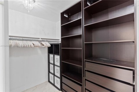 Copropriété à vendre à Aventura, Floride: 2 chambres, 113.34 m2 № 2003123 - photo 15