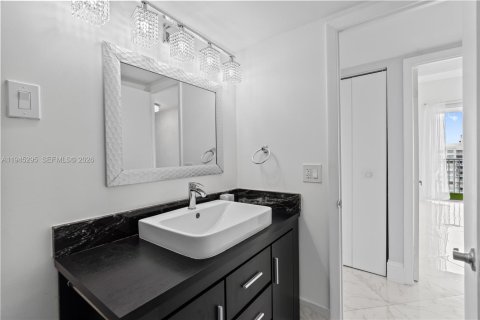 Copropriété à vendre à Aventura, Floride: 2 chambres, 113.34 m2 № 2003123 - photo 21