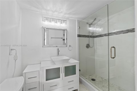 Copropriété à vendre à Aventura, Floride: 2 chambres, 113.34 m2 № 2003123 - photo 16