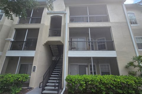 Condo in Sarasota, Florida, 2 bedrooms  № 1849911 - photo 1