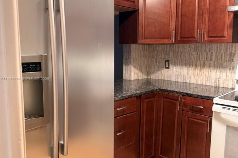 Condo in Davie, Florida, 2 bedrooms  № 2043010 - photo 18