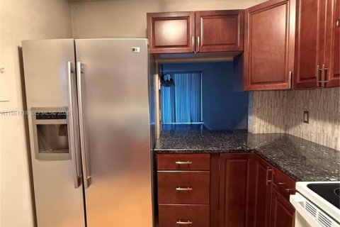 Condo in Davie, Florida, 2 bedrooms  № 2043010 - photo 14