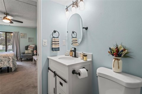 Купить кондоминиум в Тарпон-Спрингс, Флорида 4 комнаты, 90.95м2, № 2107196 - фото 22