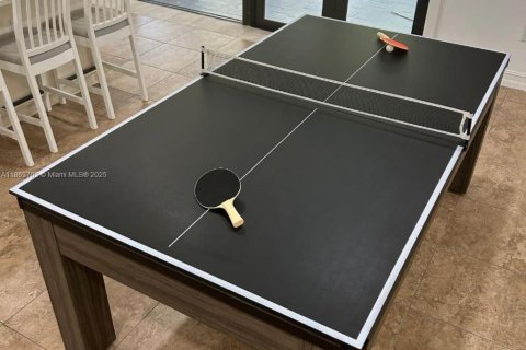 Casa en venta en Homestead, Florida, 6 dormitorios, 282.98 m2 № 2015619 - foto 18