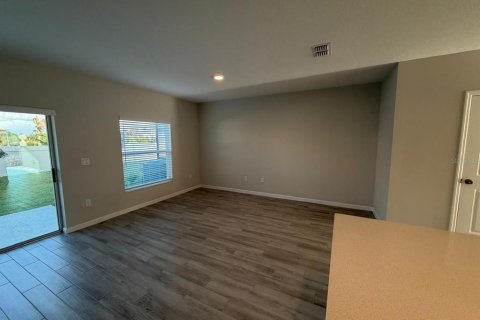 Adosado en alquiler en Orlando, Florida, 3 dormitorios, 128.11 m2 № 2096800 - foto 8