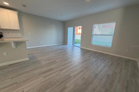 Adosado en alquiler en Orlando, Florida, 3 dormitorios, 128.11 m2 № 2096800 - foto 7