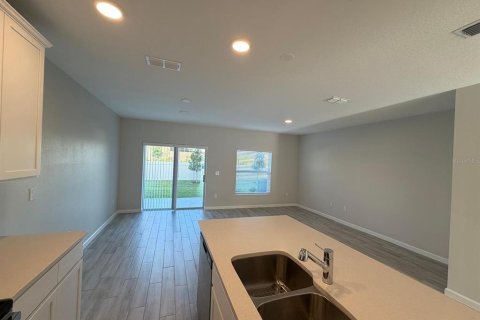 Adosado en alquiler en Orlando, Florida, 3 dormitorios, 128.11 m2 № 2096800 - foto 6