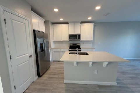 Adosado en alquiler en Orlando, Florida, 3 dormitorios, 128.11 m2 № 2096800 - foto 3