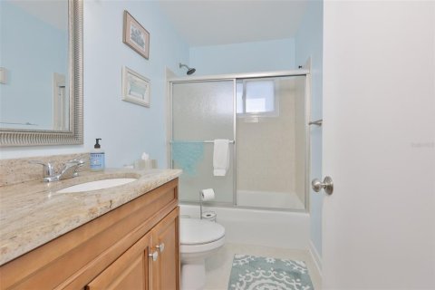 Villa ou maison à vendre à Sun City Center, Floride: 3 chambres, 181.25 m2 № 2216615 - photo 29