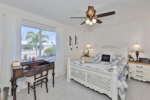 Villa ou maison à vendre à Sun City Center, Floride: 3 chambres, 181.25 m2 № 2216615 - photo 22