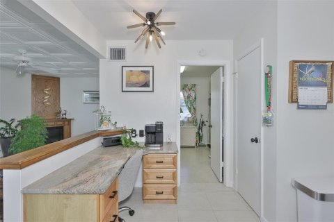 Villa ou maison à vendre à Sun City Center, Floride: 3 chambres, 181.25 m2 № 2216615 - photo 20