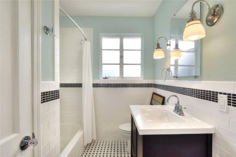 Casa en venta en Lakeland, Florida, 3 dormitorios, 136.75 m2 № 1919650 - foto 27