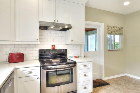 Casa en venta en Lakeland, Florida, 3 dormitorios, 136.75 m2 № 1919650 - foto 19