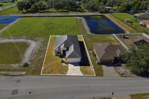 Villa ou maison à vendre à Winter Haven, Floride: 3 chambres, 129.51 m2 № 2405070 - photo 3