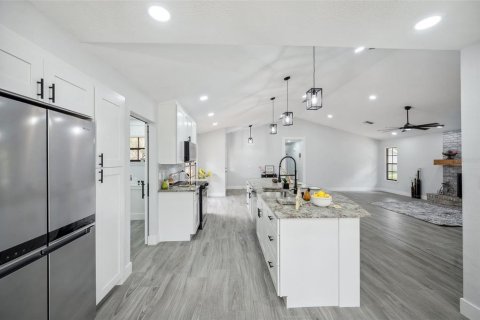 Casa en venta en New Port Richey, Florida, 3 dormitorios, 166.39 m2 № 1733232 - foto 17
