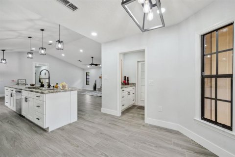Casa en venta en New Port Richey, Florida, 3 dormitorios, 166.39 m2 № 1733232 - foto 23
