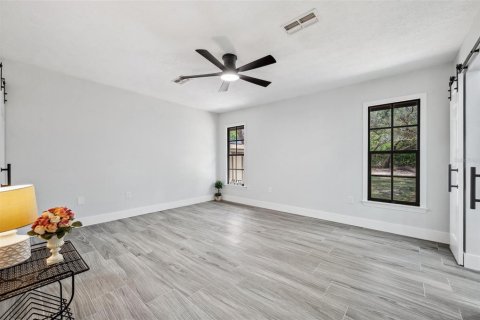 Casa en venta en New Port Richey, Florida, 3 dormitorios, 166.39 m2 № 1733232 - foto 30