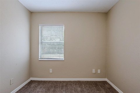House in Tampa, Florida 3 bedrooms, 85.28 sq.m. № 2150753 - photo 20